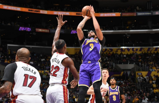 24日NBA前瞻:浓眉或复出战热火 篮网欲赛季横扫森林狼 24日NBA前瞻:浓眉或复出战热火 篮网欲赛季横扫森林狼