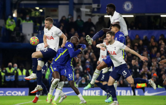 英超-切尔西主场2-0击败热刺 齐耶赫世界波弟媳头球建功 英超-切尔西主场2-0击败热刺 齐耶赫世界波弟媳头球建功