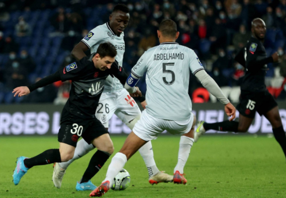 法甲-巴黎4-0兰斯 梅西替补复出拉莫斯首球 维拉蒂破门 法甲-巴黎4-0兰斯 梅西替补复出拉莫斯首球 维拉蒂破门