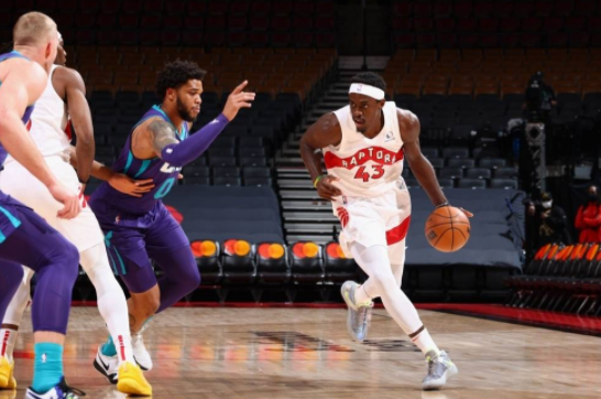 西亚卡姆砍24分拿下准三双 猛龙125-113大胜黄蜂避免两连败 西亚卡姆砍24分拿下准三双 猛龙125-113大胜黄蜂避免两连败