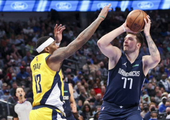 东契奇30+6+12小萨准三双 波神伤退独行侠132-105大胜步行者 东契奇30+6+12小萨准三双 波神伤退独行侠132-105大胜步行者