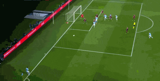 塞尔塔飞翼脚后跟破门 塞尔塔飞翼脚后跟破门