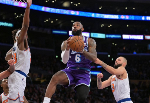 9日NBA前瞻:詹姆斯大战字母哥 凯尔特人欲送篮网9连败 9日NBA前瞻:詹姆斯大战字母哥 凯尔特人欲送篮网9连败