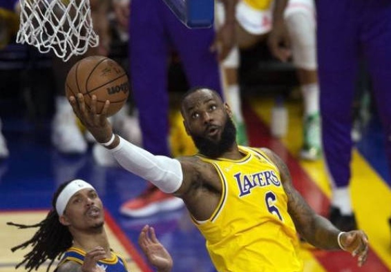 勇士117-115送湖人3连败 克莱33+5库里24+5詹姆斯26+15 勇士117-115送湖人3连败 克莱33+5库里24+5詹姆斯26+15