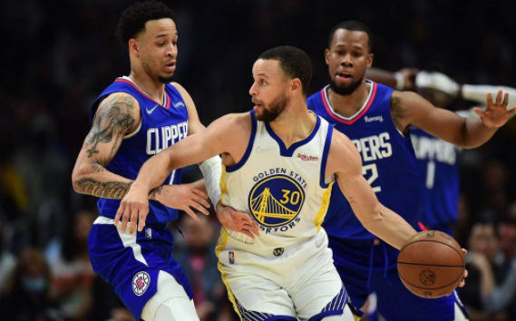 快船6人得分上双119-104击败勇士 库里空砍33分雷吉19+9+8 快船6人得分上双119-104击败勇士 库里空砍33分雷吉19+9+8