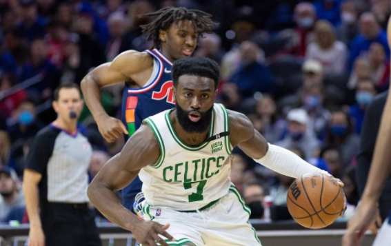 凯尔特人135-87狂胜76人48分 杰伦布朗29分塔图姆28+12+6 凯尔特人135-87狂胜76人48分 杰伦布朗29分塔图姆28+12+6