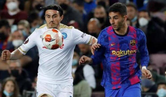 欧联-巴萨首回合1-1那不勒斯 费兰点射+屡失良机特劳雷造点 欧联-巴萨首回合1-1那不勒斯 费兰点射+屡失良机特劳雷造点