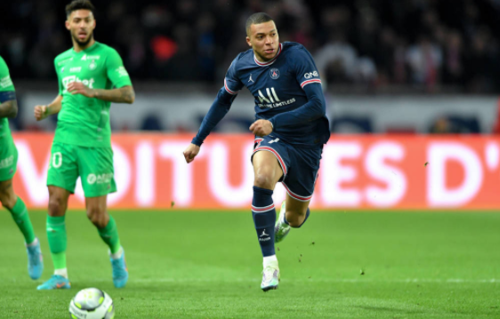 法甲-巴黎3-1逆转圣埃蒂安继续领跑 姆巴佩两射一传梅西两助攻 法甲-巴黎3-1逆转圣埃蒂安继续领跑 姆巴佩两射一传梅西两助攻