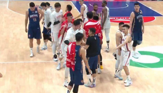 富兰克林23+7+9西热复出砍18分 上海7人上双134-110轻取同曦 富兰克林23+7+9西热复出砍18分 上海7人上双134-110轻取同曦