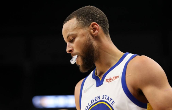 勇士114-129负森林狼 库里空砍34+5单节轰16分 勇士114-129负森林狼 库里空砍34+5单节轰16分