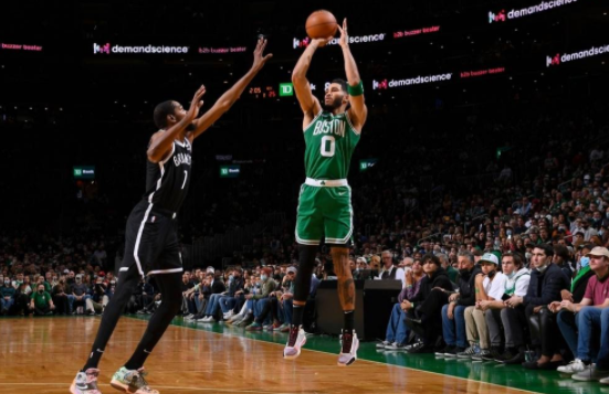 7日NBA前瞻:KD欧文围攻塔图姆 字母哥欲灭太阳冲4连胜 7日NBA前瞻:KD欧文围攻塔图姆 字母哥欲灭太阳冲4连胜