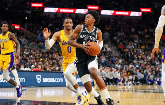 威少17+10穆雷准三双 詹皇缺阵湖人5人上双110-117负马刺 威少17+10穆雷准三双 詹皇缺阵湖人5人上双110-117负马刺