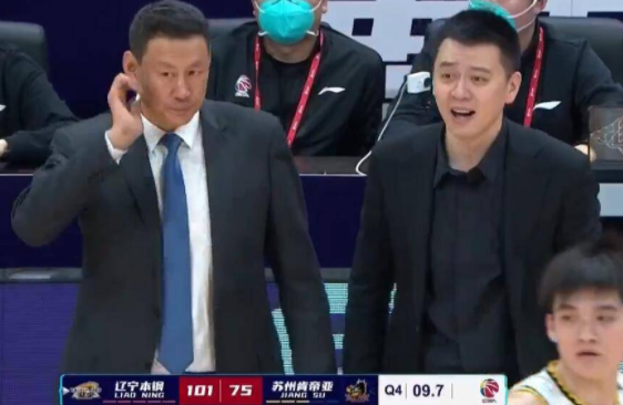 郭艾伦砍25+7弗格25分 辽宁101-75大胜送江苏11连败 郭艾伦砍25+7弗格25分 辽宁101-75大胜送江苏11连败