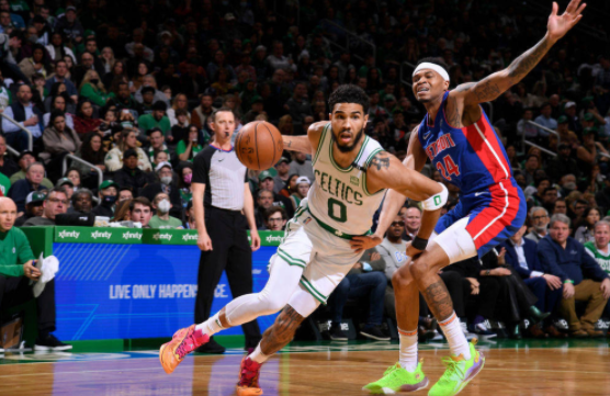 塔图姆31分康宁汉姆27+8 凯尔特人5人上双114-103擒活塞 塔图姆31分康宁汉姆27+8 凯尔特人5人上双114-103擒活塞