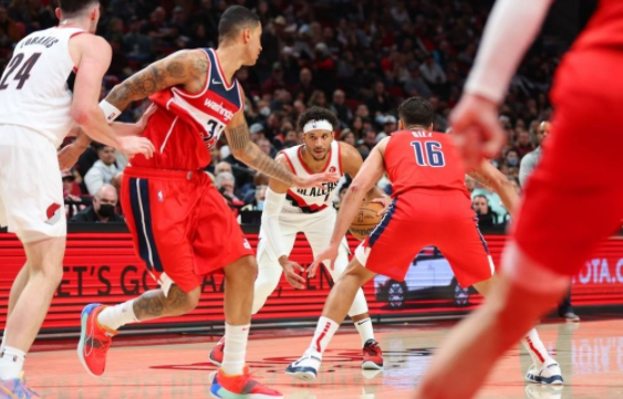 哈特44+8库兹马22分 开拓者主场127-118擒奇才终结6连败 哈特44+8库兹马22分 开拓者主场127-118擒奇才终结6连败