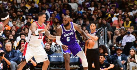 20日NBA前瞻:字母哥PK唐斯 湖人欲赛季横扫奇才冲击2连胜 20日NBA前瞻:字母哥PK唐斯 湖人欲赛季横扫奇才冲击2连胜