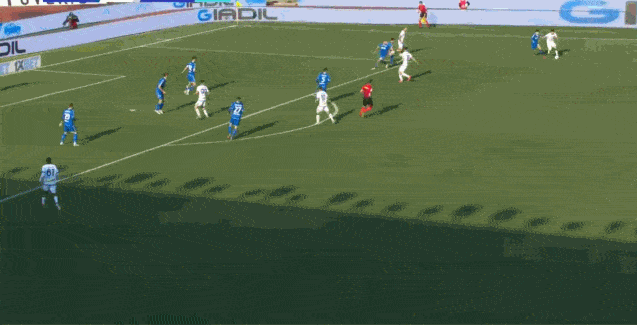 维罗纳锋煞弧线球破门 维罗纳锋煞弧线球破门