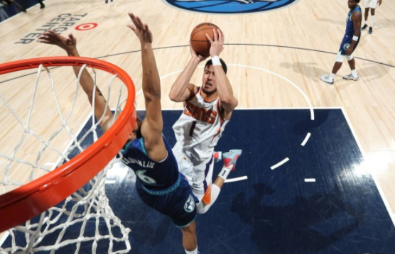 布克28+7爱德华兹19分 太阳5人上双125-116擒森林狼 布克28+7爱德华兹19分 太阳5人上双125-116擒森林狼