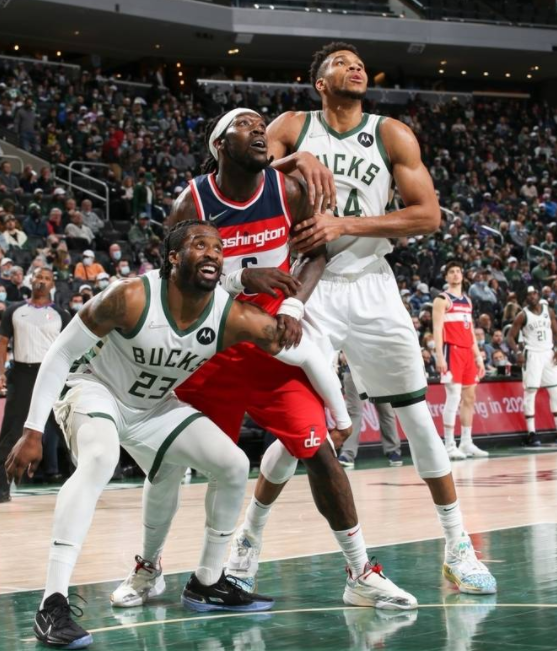 25日NBA前瞻:雄鹿欲擒奇才冲连胜 布克约基奇谁更胜一筹? 25日NBA前瞻:雄鹿欲擒奇才冲连胜 布克约基奇谁更胜一筹?