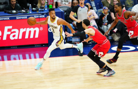 麦科勒姆25+3+6瓦兰两双 拉文空砍39分公牛109-126不敌鹈鹕 麦科勒姆25+3+6瓦兰两双 拉文空砍39分公牛109-126不敌鹈鹕