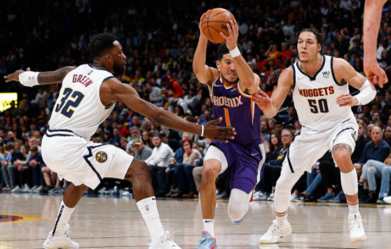 布克49+10保罗复出17+13 太阳140-130擒掘金锁定联盟第一 布克49+10保罗复出17+13 太阳140-130擒掘金锁定联盟第一