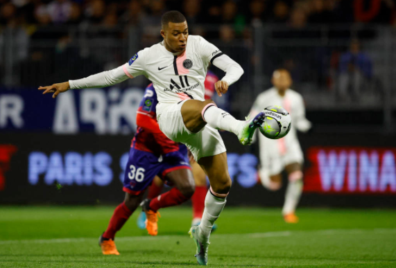 法甲-巴黎6-1克莱蒙 姆巴佩内马尔戴帽梅西3助攻 法甲-巴黎6-1克莱蒙 姆巴佩内马尔戴帽梅西3助攻