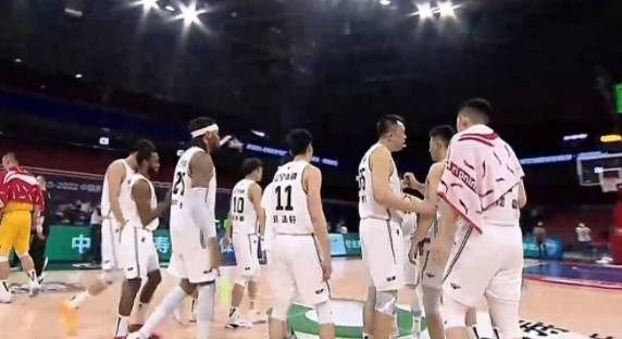 辽宁98-75大胜广厦 总分1-0 郭艾伦砍24+7孙铭徽13+5 辽宁98-75大胜广厦 总分1-0 郭艾伦砍24+7孙铭徽13+5