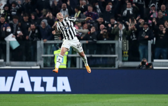 意杯-尤文2-0完胜佛罗伦萨进决赛 贝司机、达尼洛建功 意杯-尤文2-0完胜佛罗伦萨进决赛 贝司机、达尼洛建功