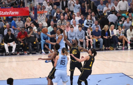 勇士95-134惨败灰熊被追至2-3 库里14分杰克逊21+8 勇士95-134惨败灰熊被追至2-3 库里14分杰克逊21+8