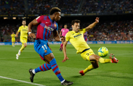 西甲收官-巴萨主场0-2负比利亚雷亚尔 特劳雷送乌龙助攻 西甲收官-巴萨主场0-2负比利亚雷亚尔 特劳雷送乌龙助攻