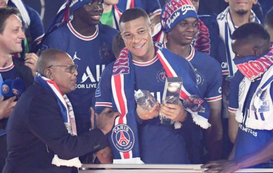 法甲大结局:姆巴佩揽金靴助攻王 马赛进欧冠正赛 法甲大结局:姆巴佩揽金靴助攻王 马赛进欧冠正赛