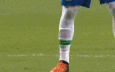 内马尔再点射进球 内马尔再点射进球