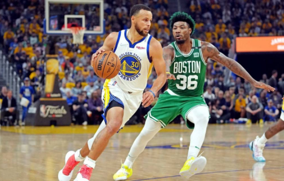 库里29分塔图姆空砍28+6 勇士107-88轻取绿衫军总比分1-1 库里29分塔图姆空砍28+6 勇士107-88轻取绿衫军总比分1-1