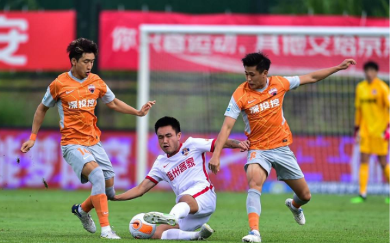 中超-梅州客家1-0深圳获2连胜 U23小将陈国抗进制胜球 中超-梅州客家1-0深圳获2连胜 U23小将陈国抗进制胜球