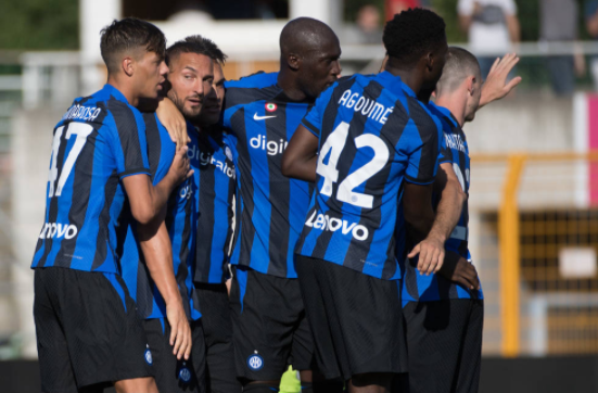 热身赛-国际米兰4-1大胜卢加诺 劳塔罗双响科雷亚传射 热身赛-国际米兰4-1大胜卢加诺 劳塔罗双响科雷亚传射