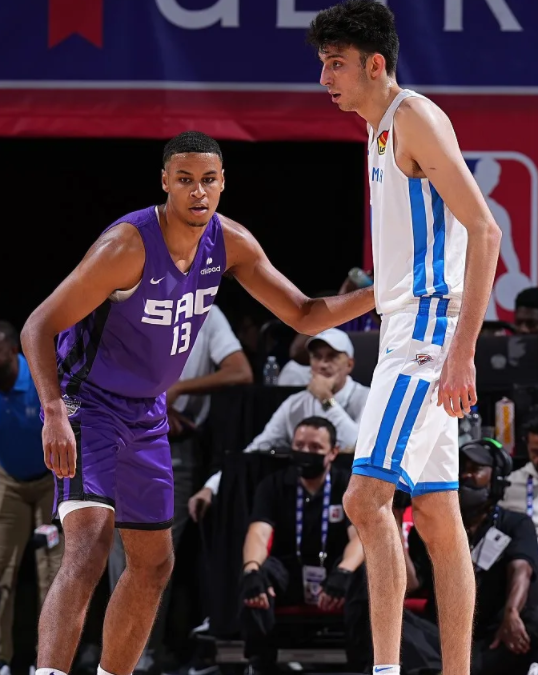 NBA夏联-国王80-86不敌雷霆 默里29+7+4切特8+5+5 NBA夏联-国王80-86不敌雷霆 默里29+7+4切特8+5+5