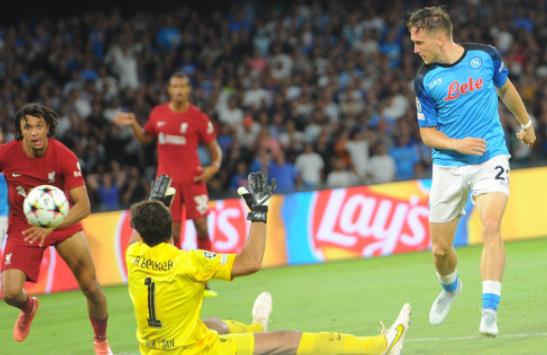 欧冠-利物浦1-4惨败那不勒斯 泽林斯基两射一传阿利森扑点 欧冠-利物浦1-4惨败那不勒斯 泽林斯基两射一传阿利森扑点