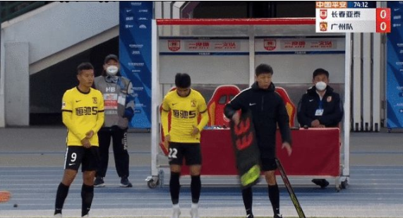 中超-广州0-0闷平亚泰6轮不胜 双方全场共1脚射正黄博文替补登场 中超-广州0-0闷平亚泰6轮不胜 双方全场共1脚射正黄博文替补登场
