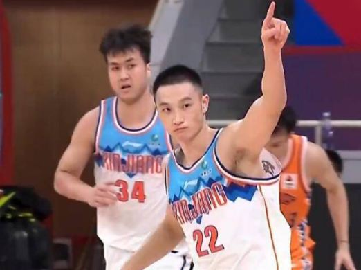 CBA-朱旭航21+11法尔18分 新疆118-100大胜上海获开门红 CBA-朱旭航21+11法尔18分 新疆118-100大胜上海获开门红