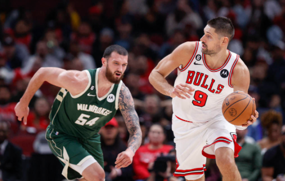 NBA季前赛-公牛127-104大胜雄鹿 字母哥德罗赞拉文悉数缺阵 武神17+11 NBA季前赛-公牛127-104大胜雄鹿 字母哥德罗赞拉文悉数缺阵 武神17+11