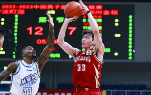 CBA-宁波73-97惨败浙江稠州 吴前18+6盖利20分 CBA-宁波73-97惨败浙江稠州 吴前18+6盖利20分