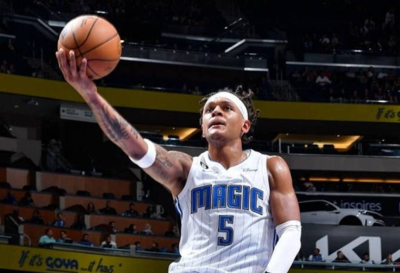 NBA季前赛-魔术主场114-108险胜骑士 状元班切罗17+5米切尔缺阵 NBA季前赛-魔术主场114-108险胜骑士 状元班切罗17+5米切尔缺阵