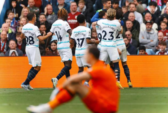 英超-5连胜!芒特双响斯特林中框 切尔西2-0完胜维拉 英超-5连胜!芒特双响斯特林中框 切尔西2-0完胜维拉