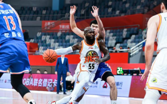 CBA-哈达迪空砍27+18 琼斯28+17+12 吉林94-92四川 CBA-哈达迪空砍27+18 琼斯28+17+12 吉林94-92四川