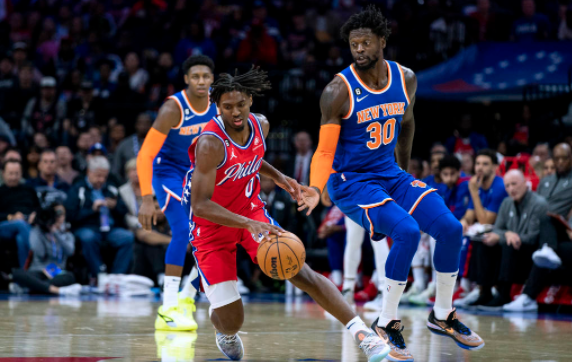 NBA-76人104-106负尼克斯 布伦森23+7+6马克西空砍31分 NBA-76人104-106负尼克斯 布伦森23+7+6马克西空砍31分