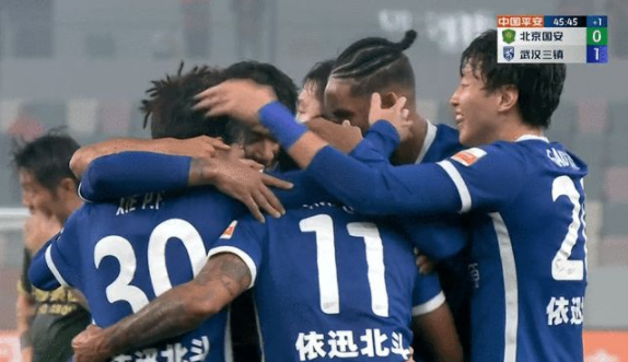 中超-武汉三镇2-0北京国安重返榜首 邓涵文破门埃德米尔森点射 中超-武汉三镇2-0北京国安重返榜首 邓涵文破门埃德米尔森点射