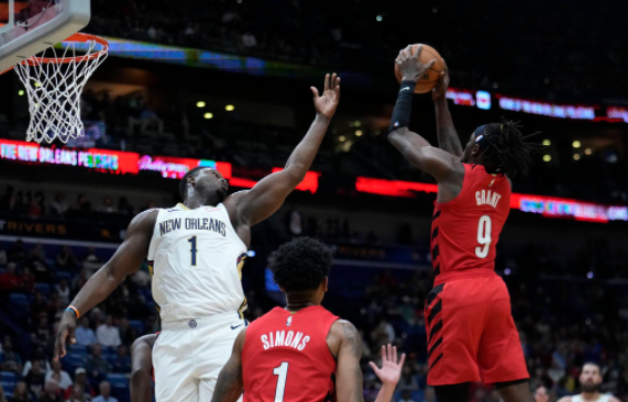 NBA-开拓者106-95擒鹈鹕 锡安29+6利拉德缺席 格兰特27+8+4 NBA-开拓者106-95擒鹈鹕 锡安29+6利拉德缺席 格兰特27+8+4