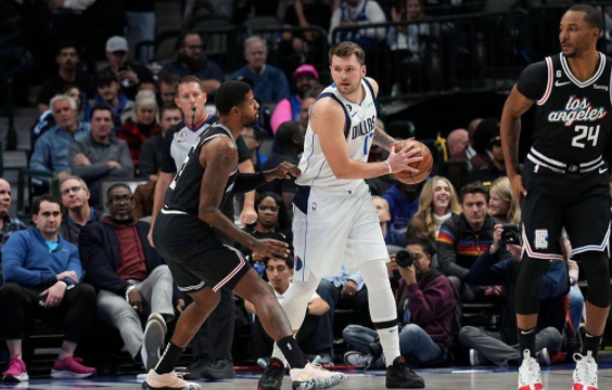 乔治23分10失误东契奇轰35+11+5 独行侠103-101险遭快船逆转 乔治23分10失误东契奇轰35+11+5 独行侠103-101险遭快船逆转