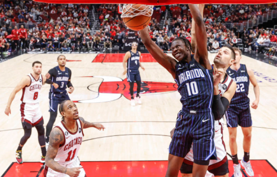 德罗赞狂砍41分萨格斯准绝杀 魔术108-107胜公牛终连败 德罗赞狂砍41分萨格斯准绝杀 魔术108-107胜公牛终连败