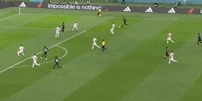 1669567977384669.gif 2.gif